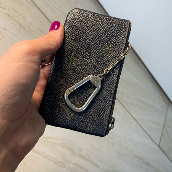 Authentic Louis Vuitton Keychain Wallet - Picture 2 of 6